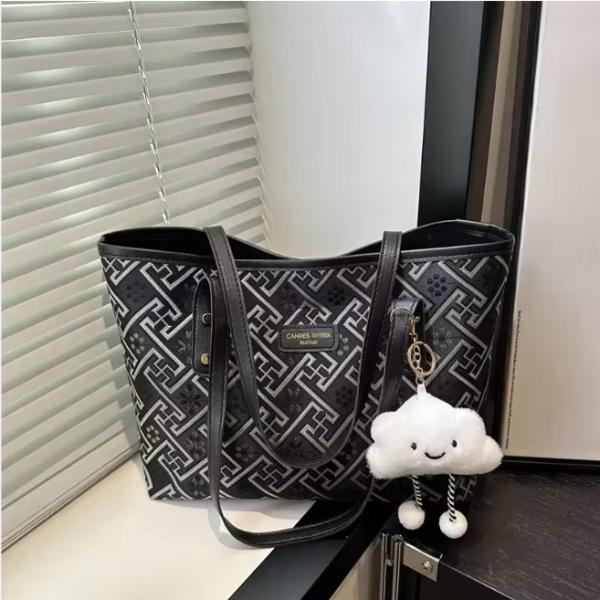 Large Capacity Tote Bag